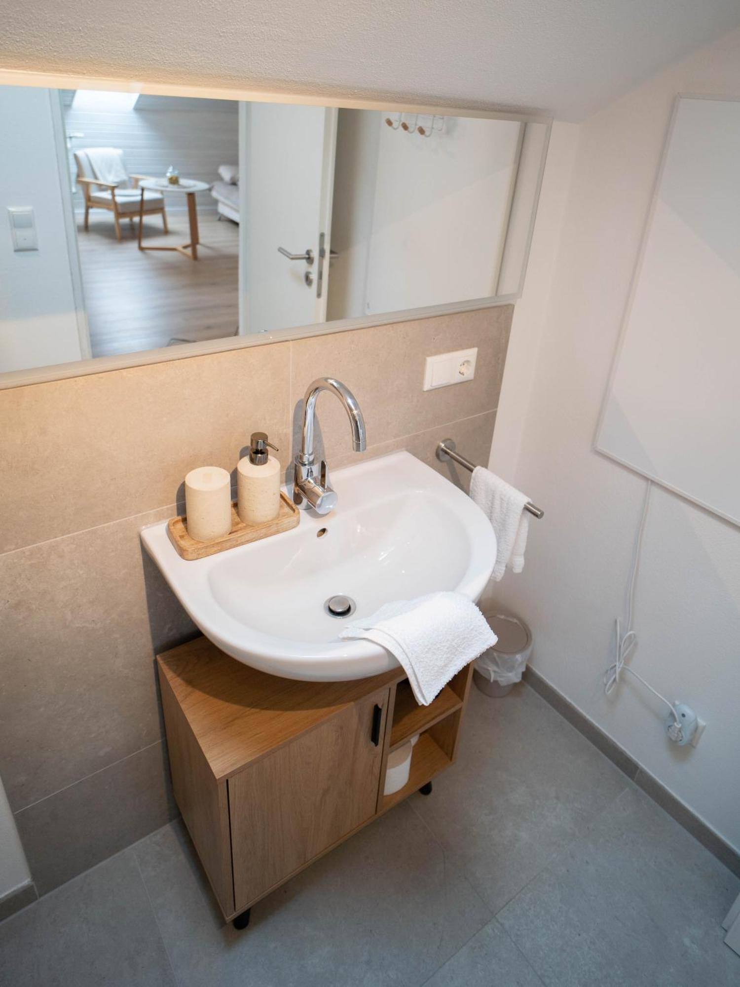 Charmantes Apartment Mit Balkon Mindelheim Dış mekan fotoğraf